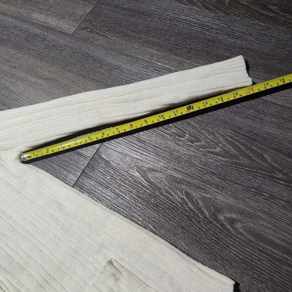 Vintage cream knit button-up cardigan with tiny pockets from Sears - Picture 11 of 13